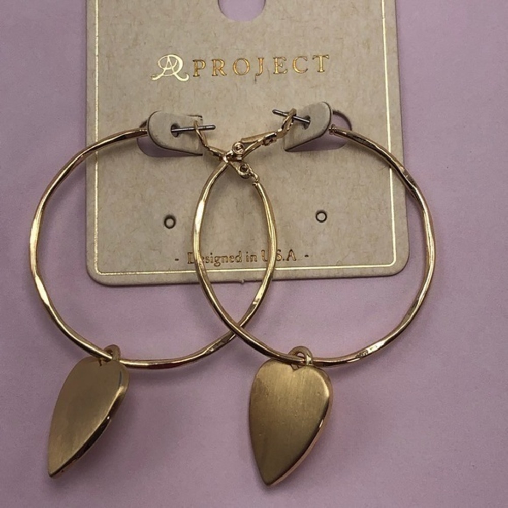 NEW PROJECT HOOP HEART GOLD TONE EARRINGS